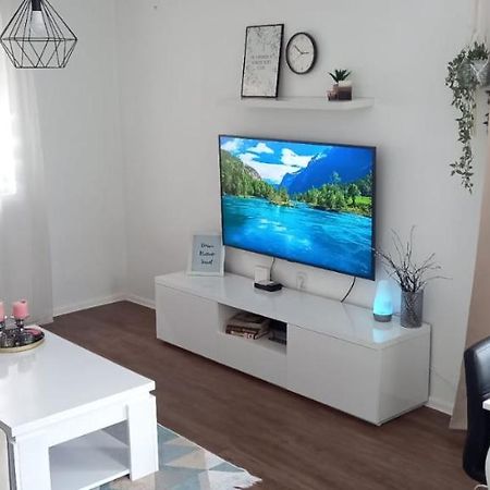 Cozy And Charming Apt. Sarajevo Apartment Bagian luar foto