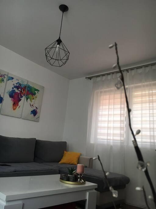 Cozy And Charming Apt. Sarajevo Apartment Bagian luar foto