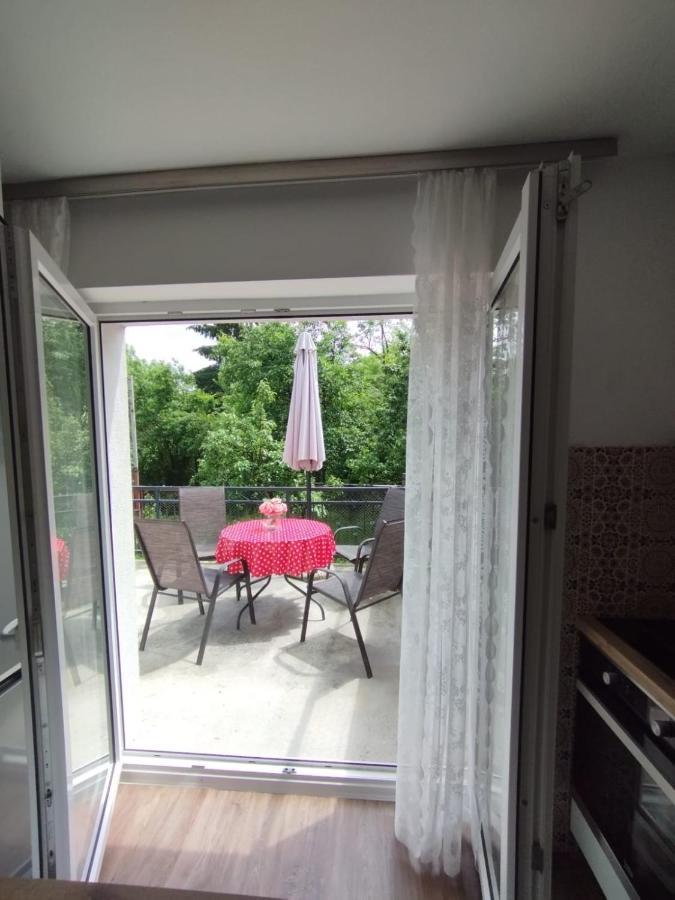 Cozy And Charming Apt. Sarajevo Apartment Bagian luar foto